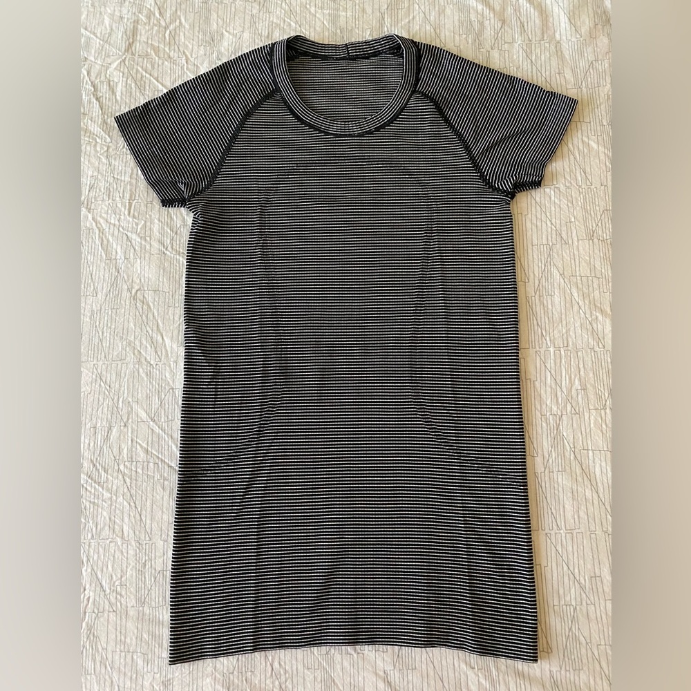 Lululemon Striped Running T-Shirt W~4